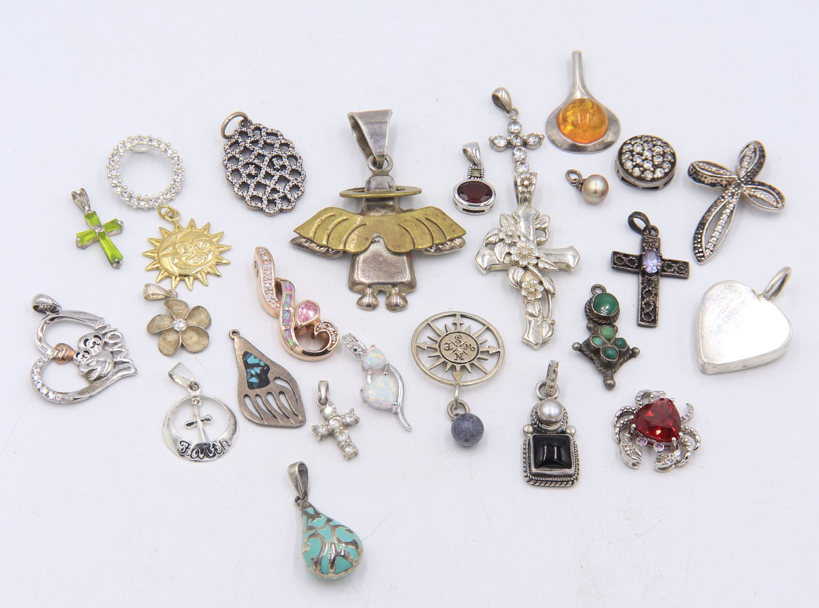 Group Lot of Vintage 925 Sterling Silver Pendants and Charms (1 of 16)