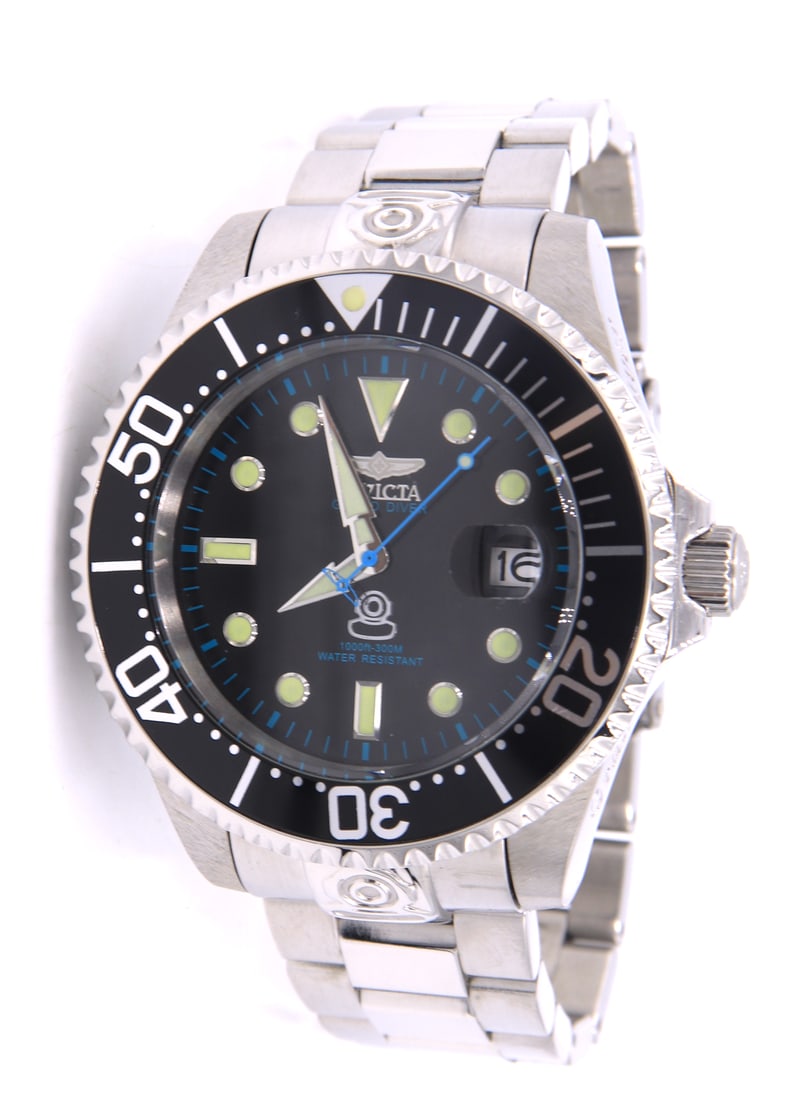 Invicta Grand Diver Automatic 47mm Watch: Invicta Grand Diver Automatic 47mm Stainless Steel 8.5 inches Watch. Total weight of Watch 227.30 Grams.