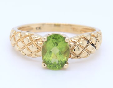10KT Yellow Gold Green Peridot Ring