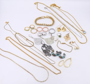 Group Lot of 925 Sterling Silver Miscellaneous Jewelry
