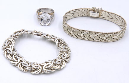 Lot of Vintage 925 sterling silver Jewelry