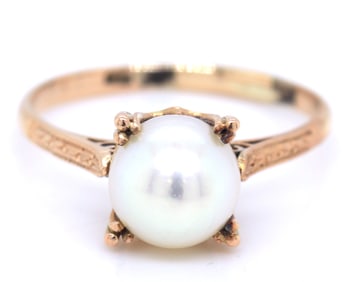 14kt Yellow gold 7.5mm Fresh water pearl ring