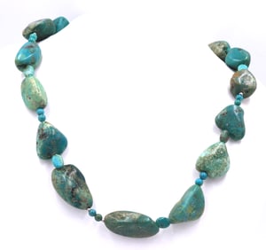 Turquoise necklace with sterling silver clasp