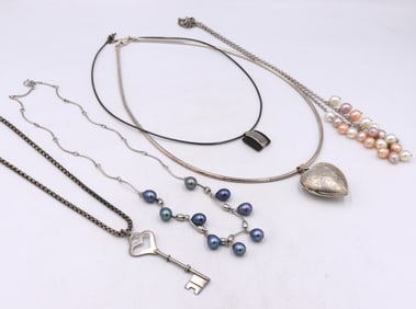 Group lot of vintage 925 sterling silver jewelry