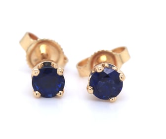 14kt Yellow gold round sapphire stud earrings