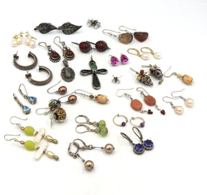 Group lot of Vintage 925 sterling silver mixed jewelry