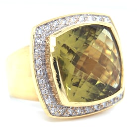 18kt Yellow gold square cushion cut lemon quartz and diamond cocktail ring