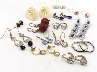 Group lot of Vintage 925 sterling silver earrings
