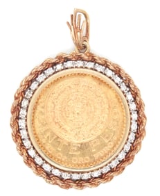 1959 Veinte Pesos coin with 14kt yellow gold diamond rope bezel