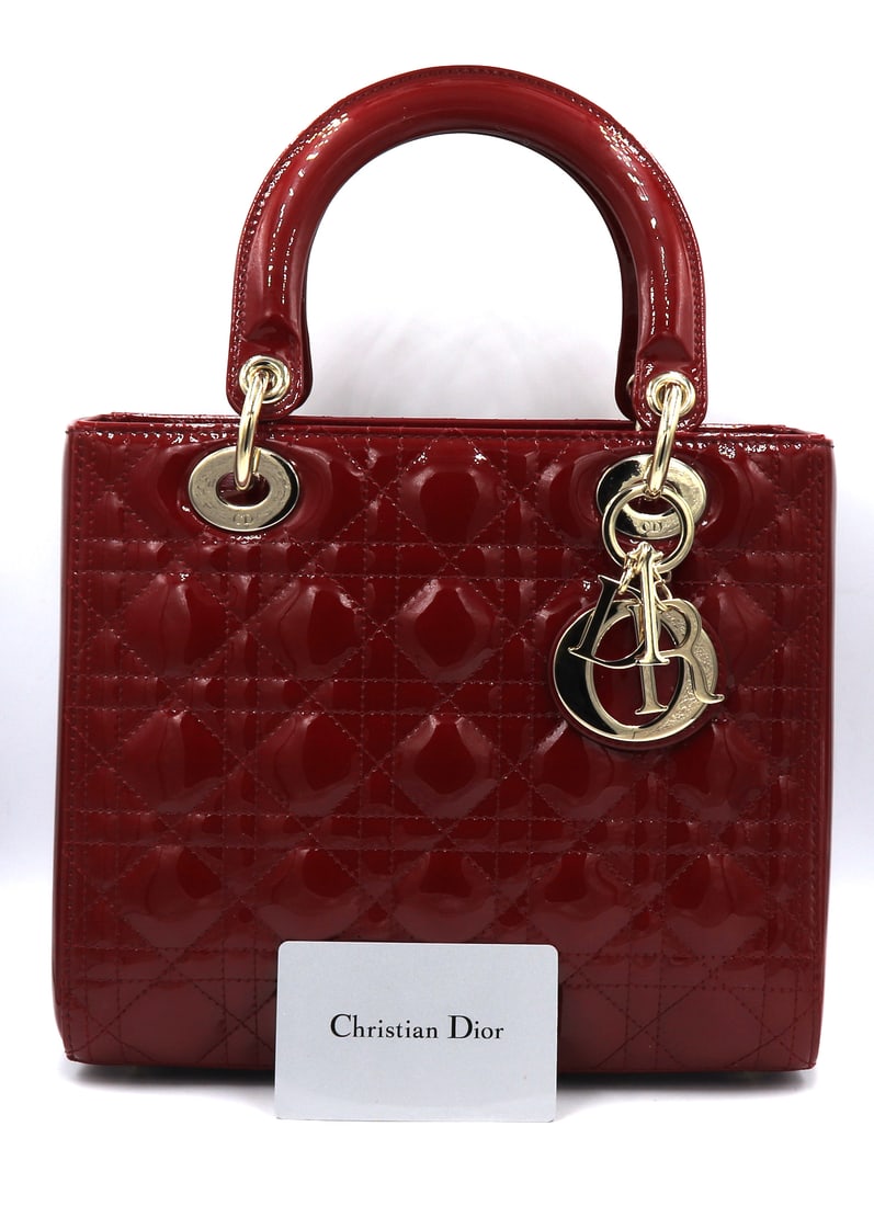 Dior red purse hotsell