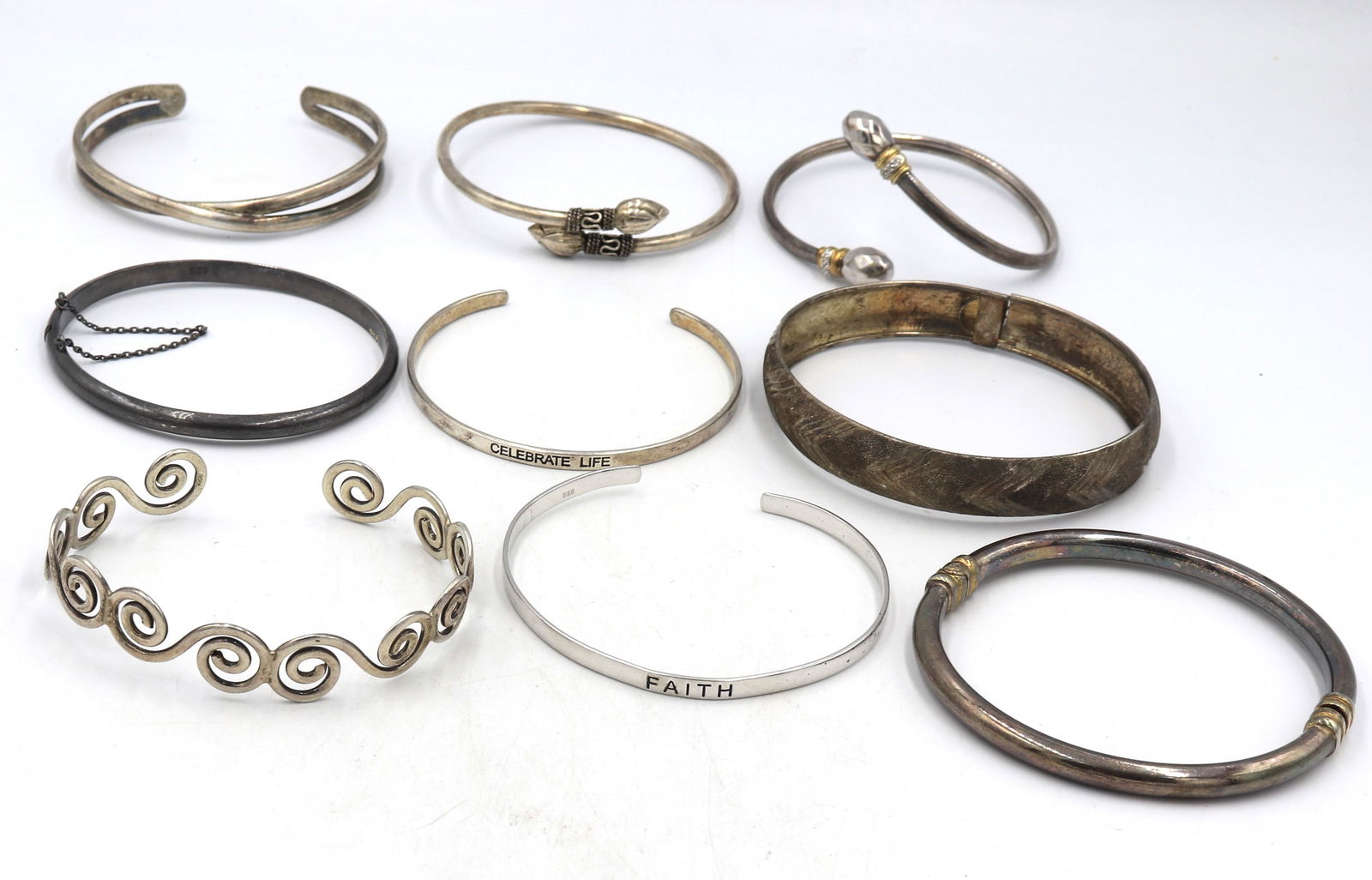 Group lot of Vintage 925 sterling silver bangles (1 of 7)