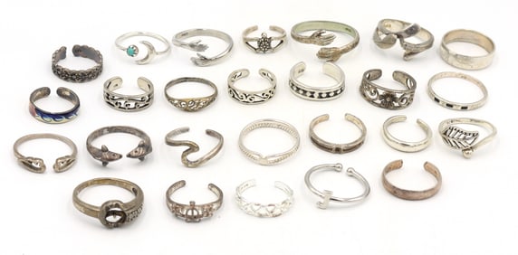 Group lot of Vintage 925 sterling silver rings