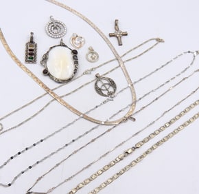 Group Lot of Vintage 925 Sterling Silver Jewelry