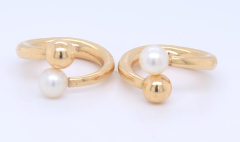 14kt Yellow Gold Pearl Earrings