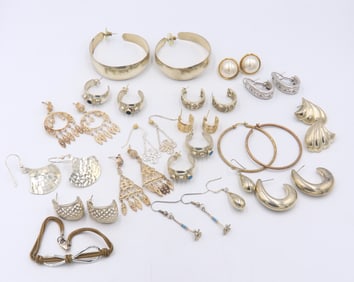 Big Group Lot of Vintage 925 Sterling Silver Earrings