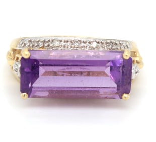 10kt Yellow gold emerald cut amethyst and diamond accent ring