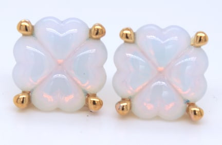 Baccarat gold Vermeil Trefle white earrings