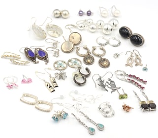 Group lot of Vintage 925 sterling silver earrings