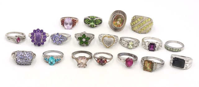 Group lot of Vintage 925 sterling silver 19 rings