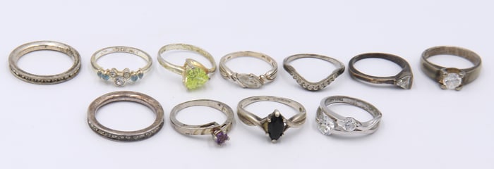 Group Lot of Vintage 925 Sterling Silver Rings