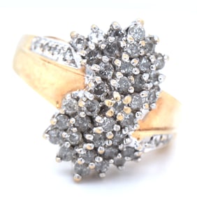 10kt Yellow gold diamond cluster ring