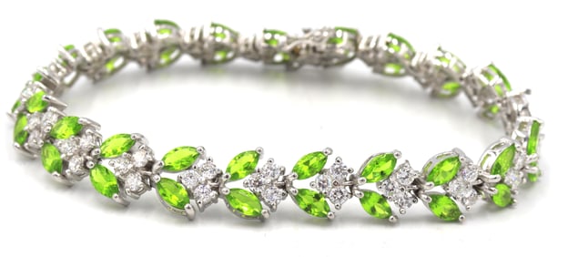 925 Sterling silver cubic zirconia leaf link bracelet