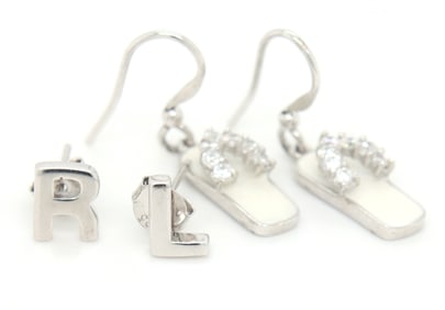 2 Pair of 925 sterling silver earrings