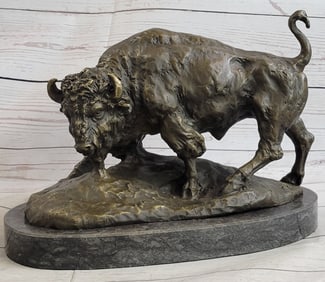 American Buffalo Bull Bronze Sculpture