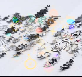Group lot of Vintage 925 sterling silver charms and pendants