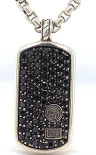 David Yurman black diamond Dog tag pendant on chain necklace: 925 Sterling silver David Yurman black diamond Dog tag pendant on 22 inches chain necklace. Total weight of necklace 21.70 grams.