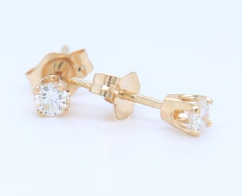 Dazzling approximate 1/15ctw Round Brilliant Cut Diamond Stud Earrings