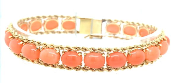 14kt Yellow gold oval coral link bracelet with rope trim