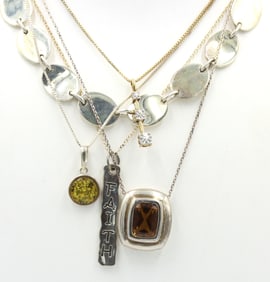 Group lot of Vintage 925 sterling silver necklaces