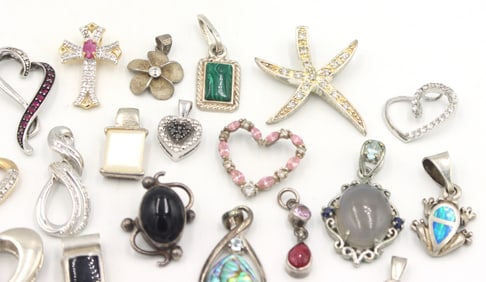 Group lot of Vintage 925 sterling silver pendants