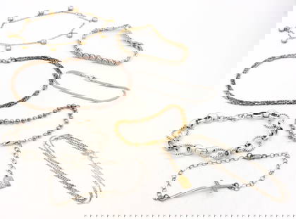 Group lot of 8 Vintage 925 sterling silver bracelets: Group lot of 8 Vintage 925 sterling silver bracelets. Total weight of lot is 58 grams.