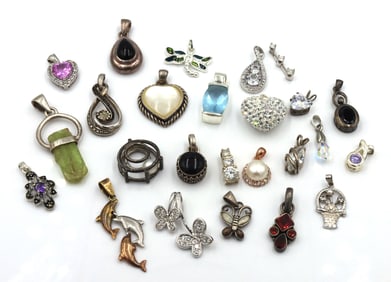 Group lot of Vintage 925 sterling silver pendants