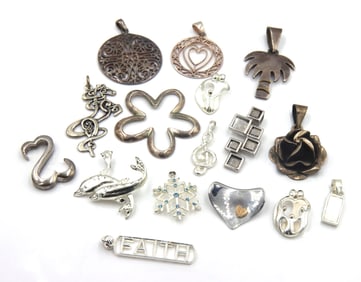 Lot of vintage 925 sterling silver pendants