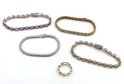 Group of vintage 925 sterling silver jewelry