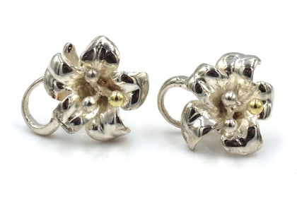 925 Sterling silver Krypell flower 2 tone stud earrings