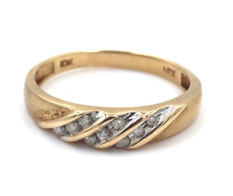 10kt Yellow gold diamond band