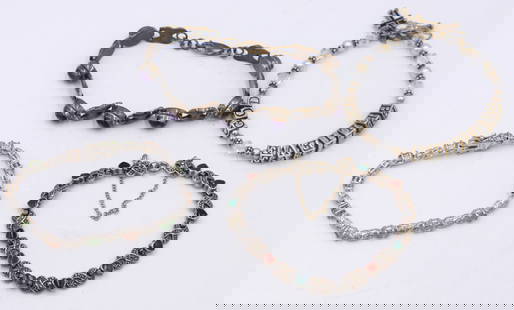 Vintage 925 Sterling Silver Group Lot of 4 Bracelets: Vintage 925 Sterling Silver Group Lot of 4 Bracelets. Total weight of Lot 58.4 Grams.