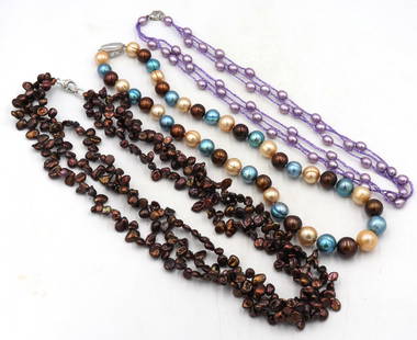 Group lot of 3 Pearl necklaces: Group lot of 3 Pearl necklaces. Total weight of lot is 138.2 grams.