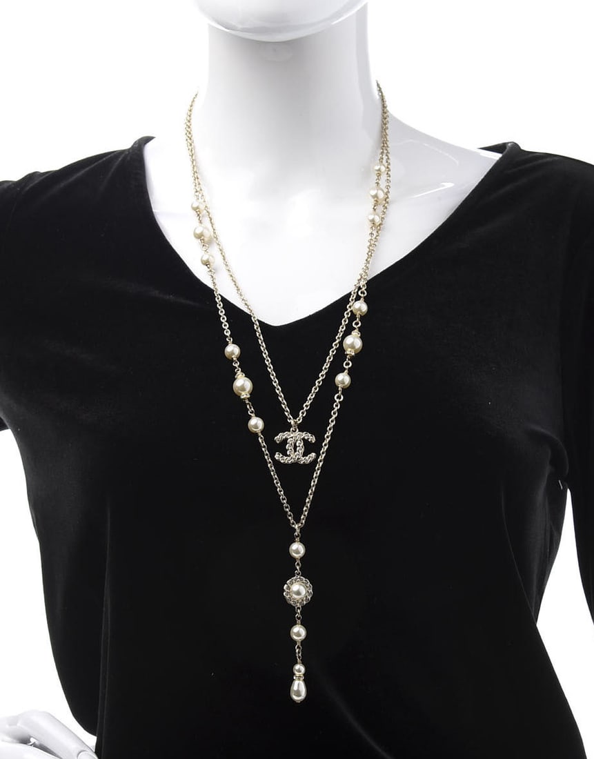 Chanel crystal and pearls coronation CC layered necklace (1 of 11)