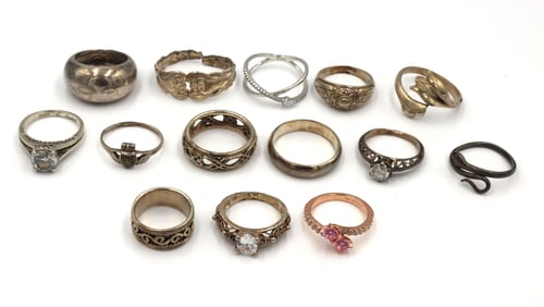 Group lot of Vintage 925 sterling silver rings