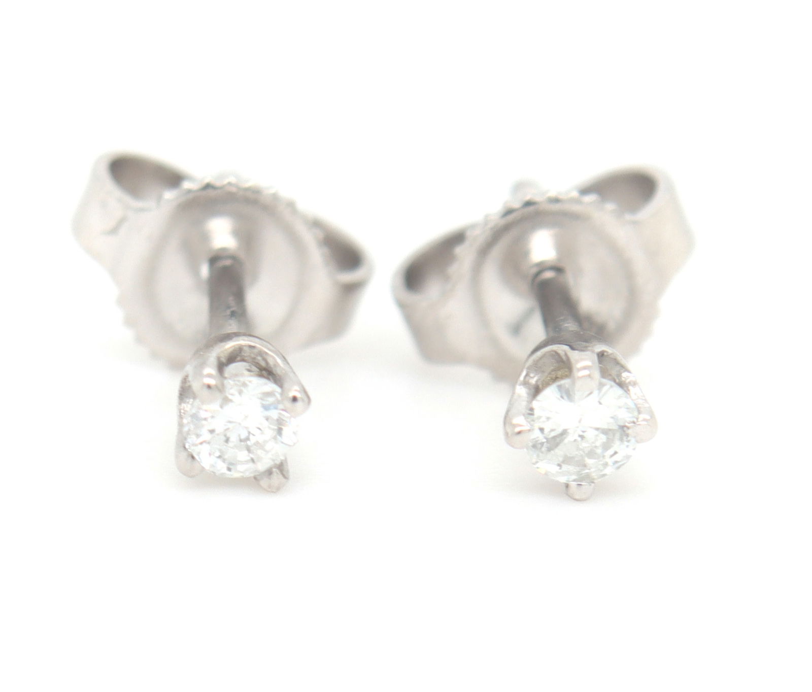 14kt White gold round brilliant cut diamond stud earrings (1 of 3)
