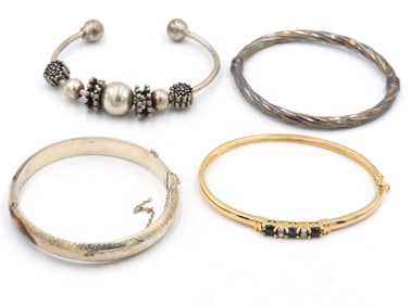 Group lot of 4 Vintage 925 sterling silver bangles