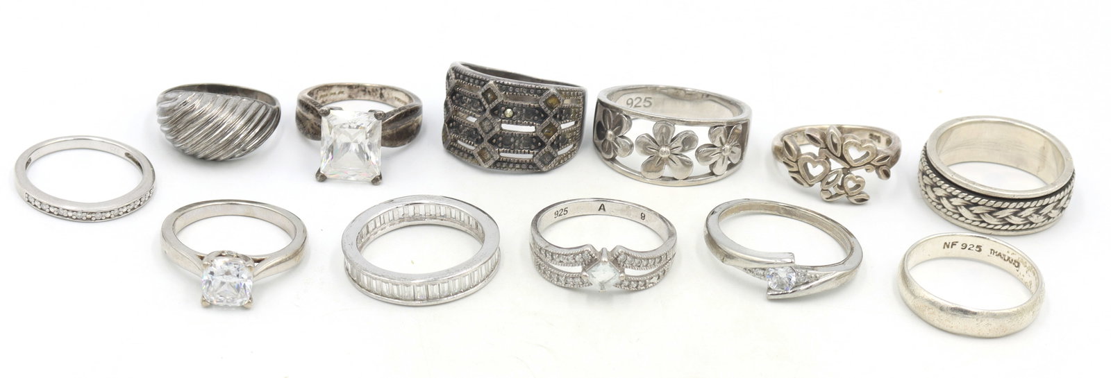 Group lot of Vintage 925 sterling silver rings (1 of 5)