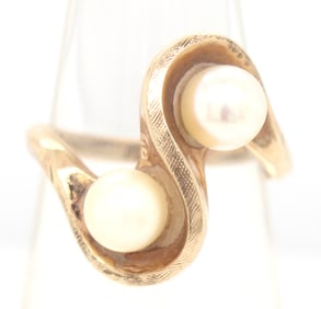 10kt Yellow gold double pearl ring