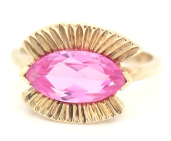 10kt Yellow gold pink topaz ring