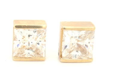 14kt Yellow gold princess cut cubic zirconia stud earrings